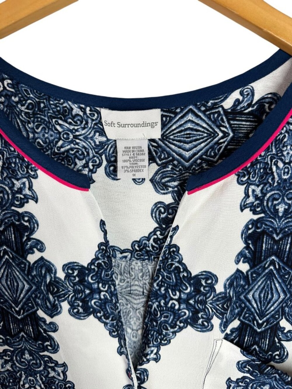 Soft Surroundings 1X White Navy Scroll Print Tunic Top Pink Trim Roll Tab Sleeve - Picture 6 of 6